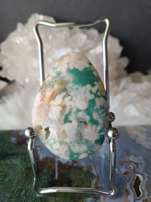 Green Flower Agate Palm Stone