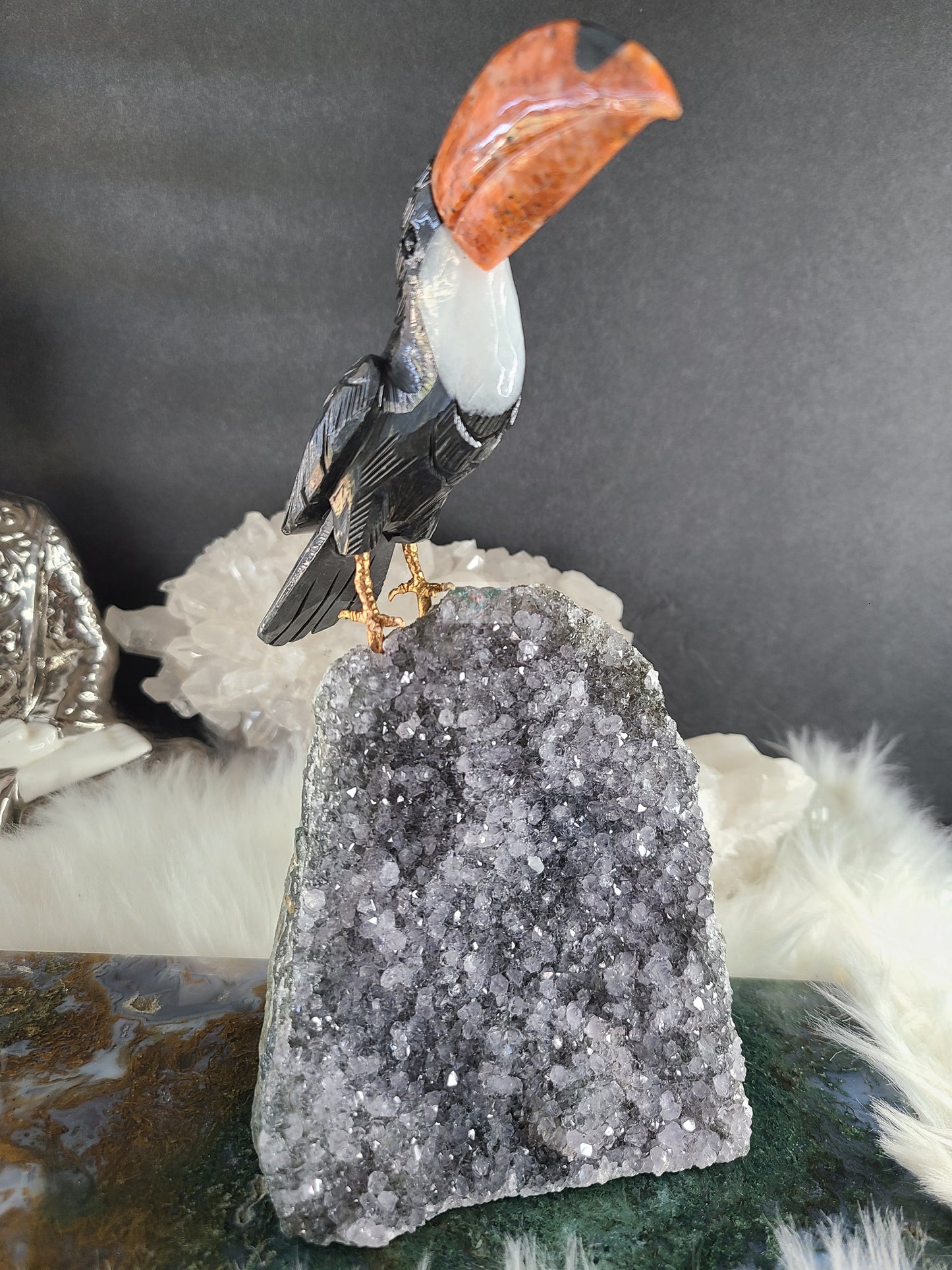 Toucan Carving on Amethyst Cut base
