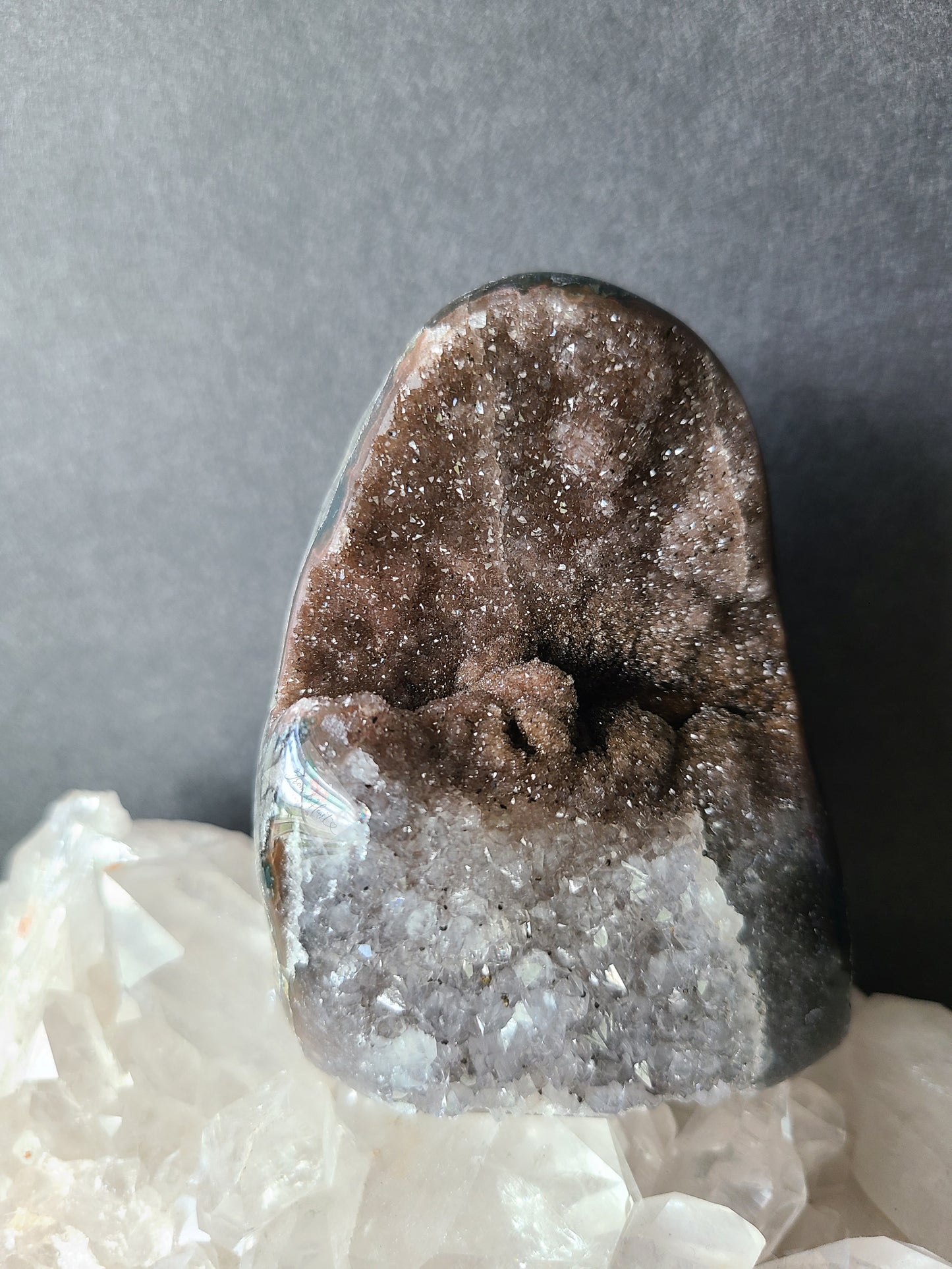 Bicolor Rainbow Amethyst Cut base