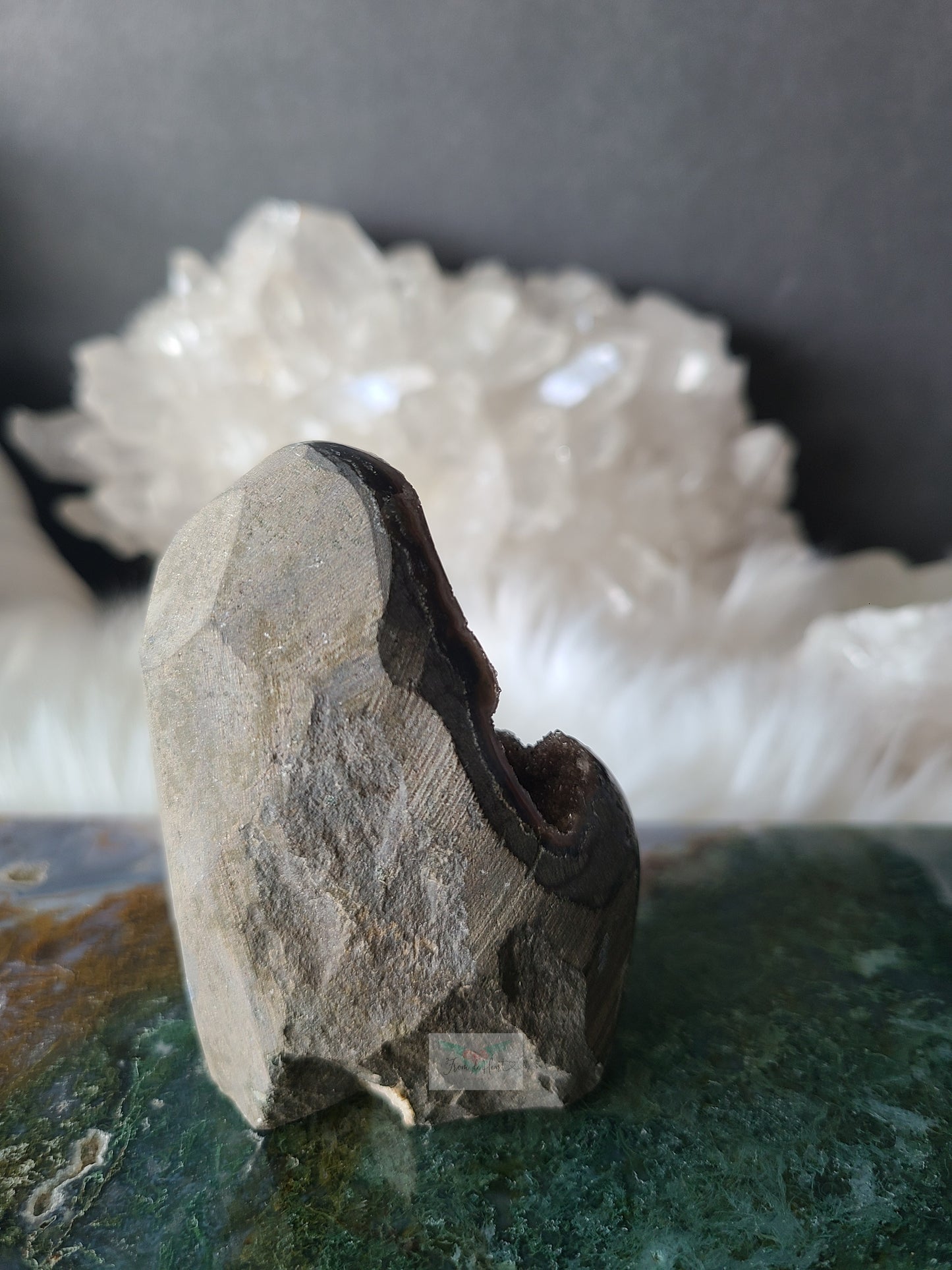 Bicolor Rainbow Amethyst Cut base