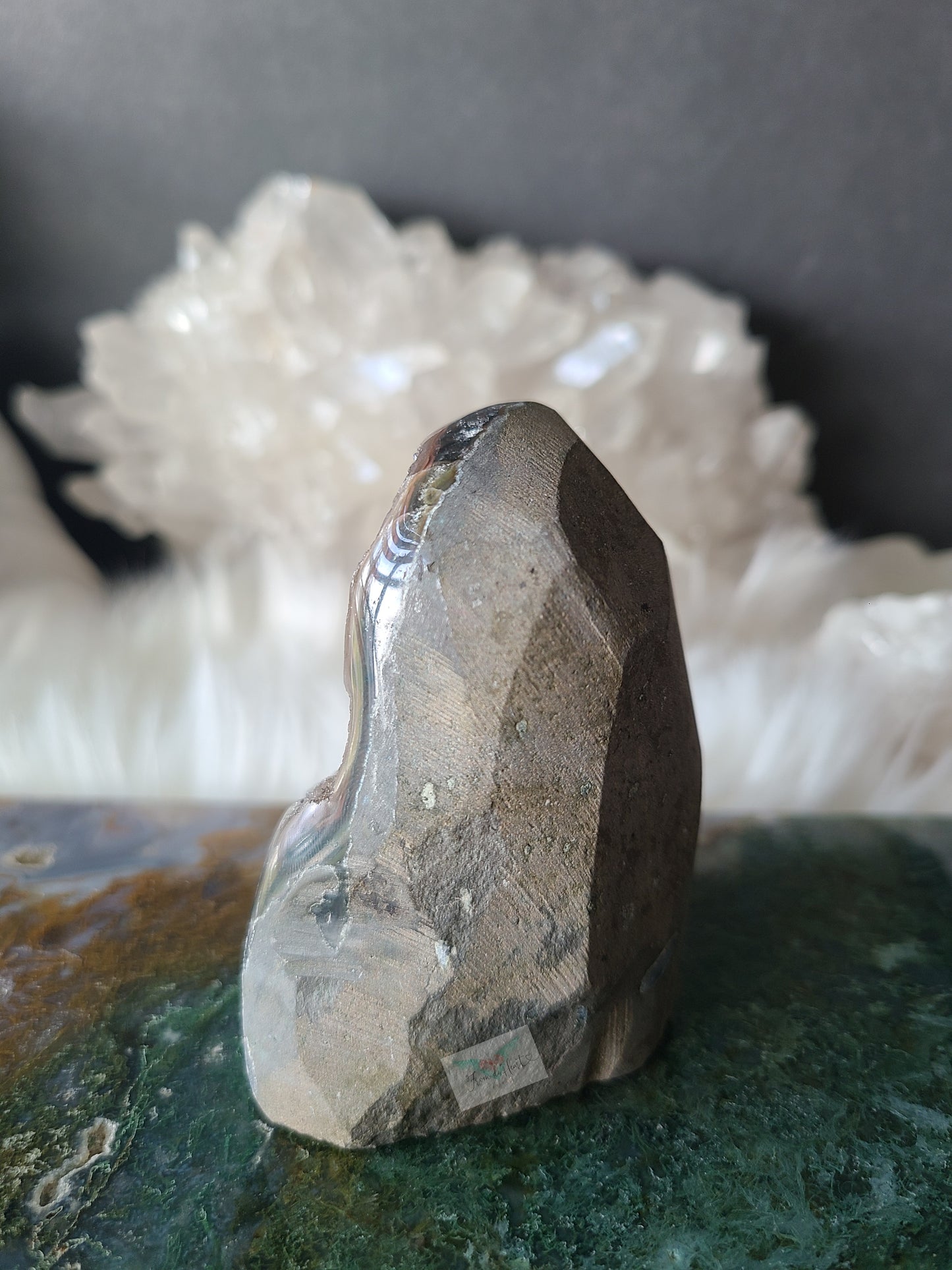 Bicolor Rainbow Amethyst Cut base