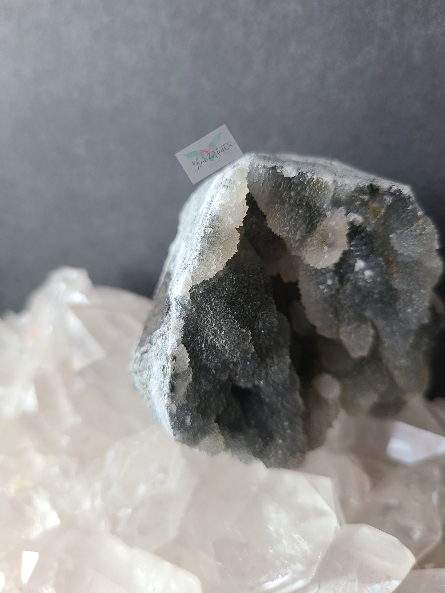 Chalcedony Cluster Zeolite (C)