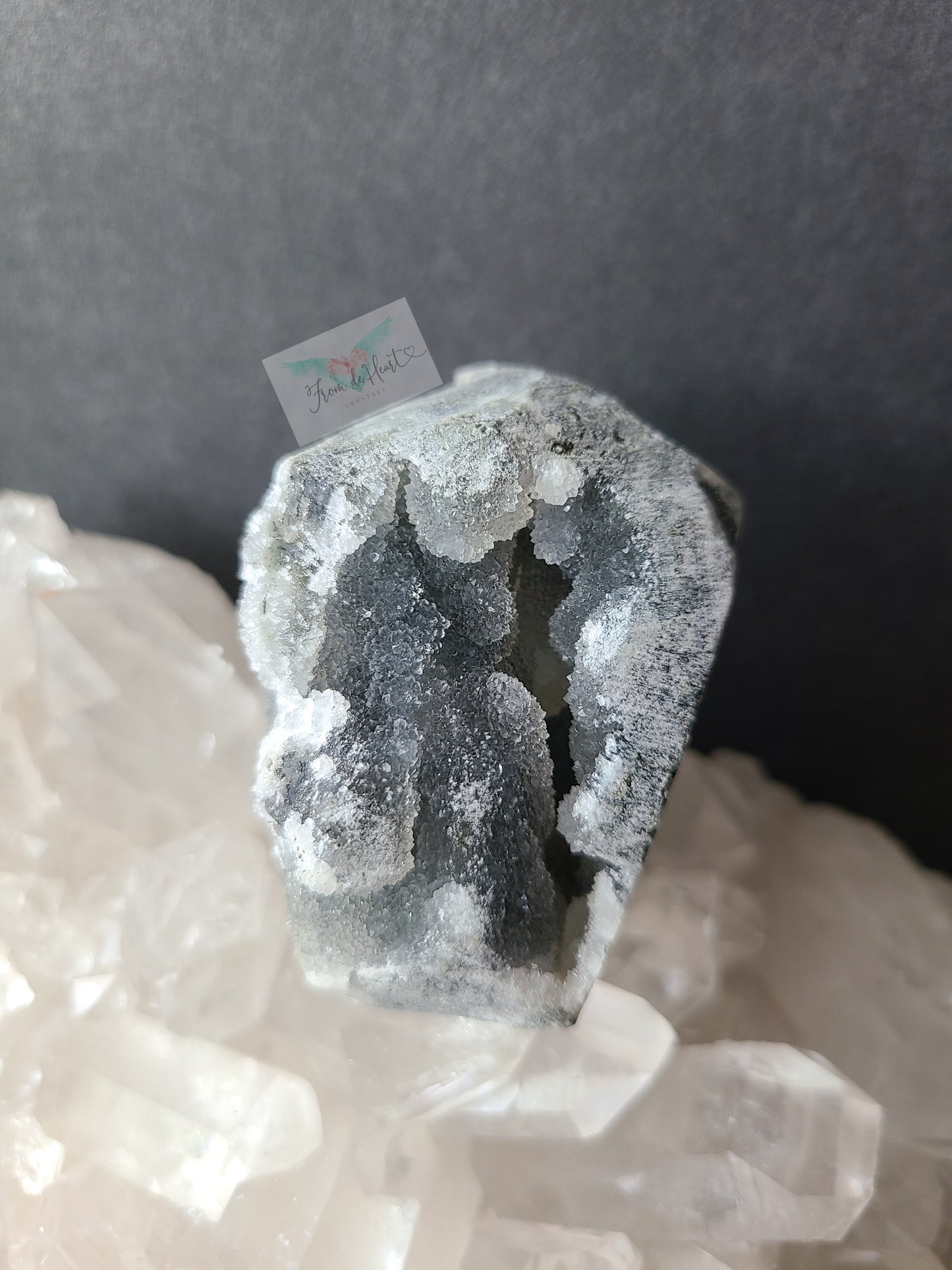 Chalcedony Cluster Zeolite (C)