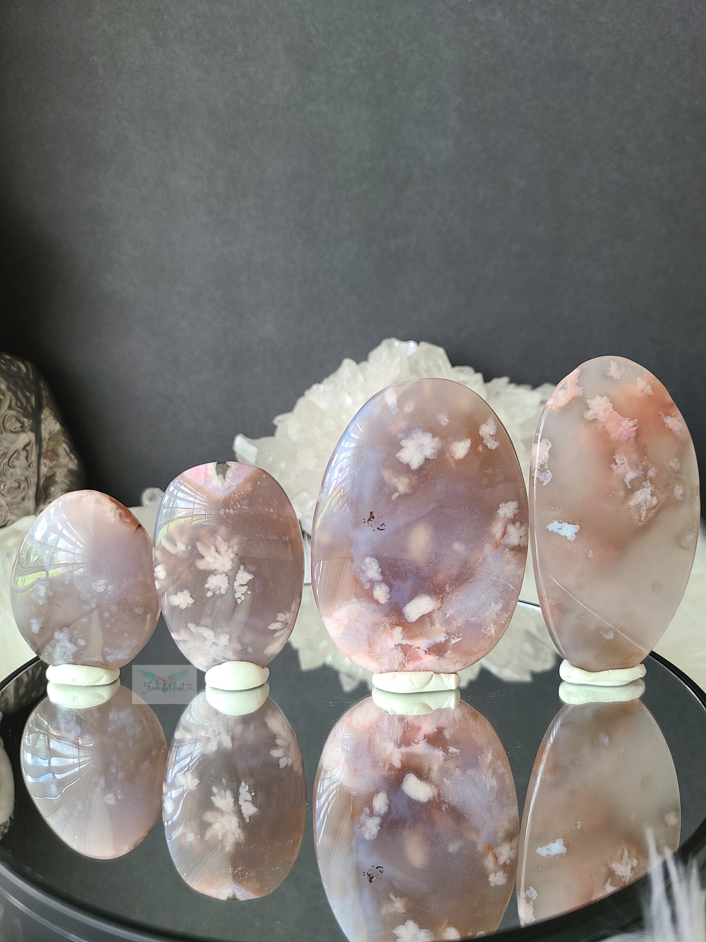 Flower Agate Palmstone (Large)