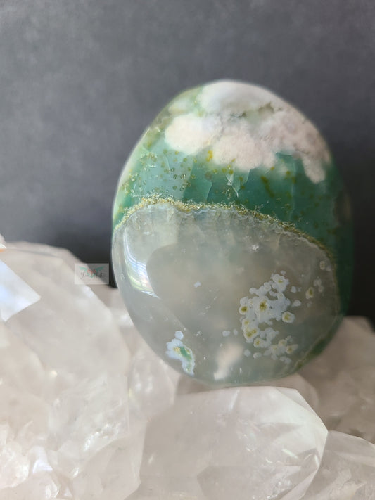 Green "Jelly" Flower Agate Palmstone