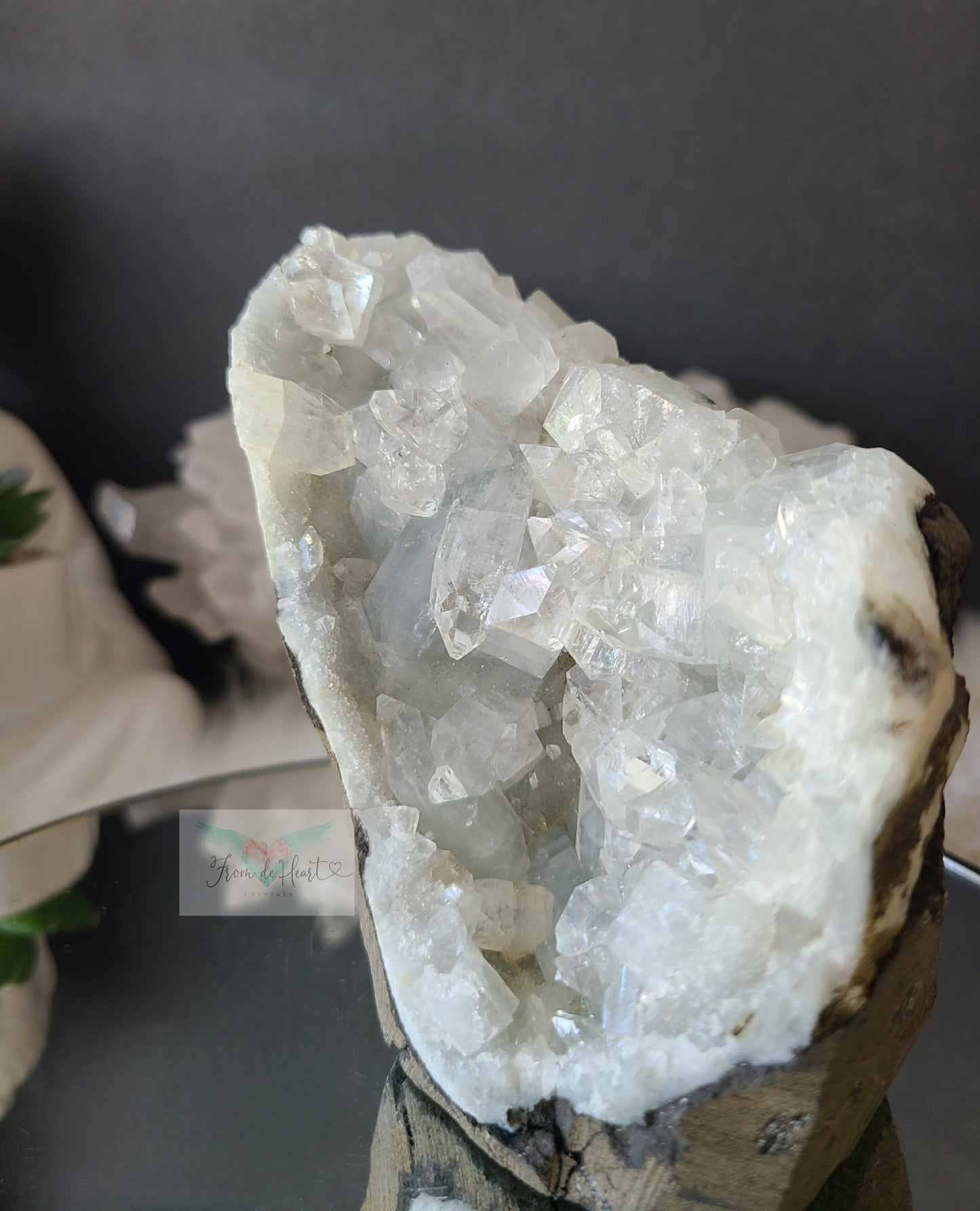 Apophyllite Cut base