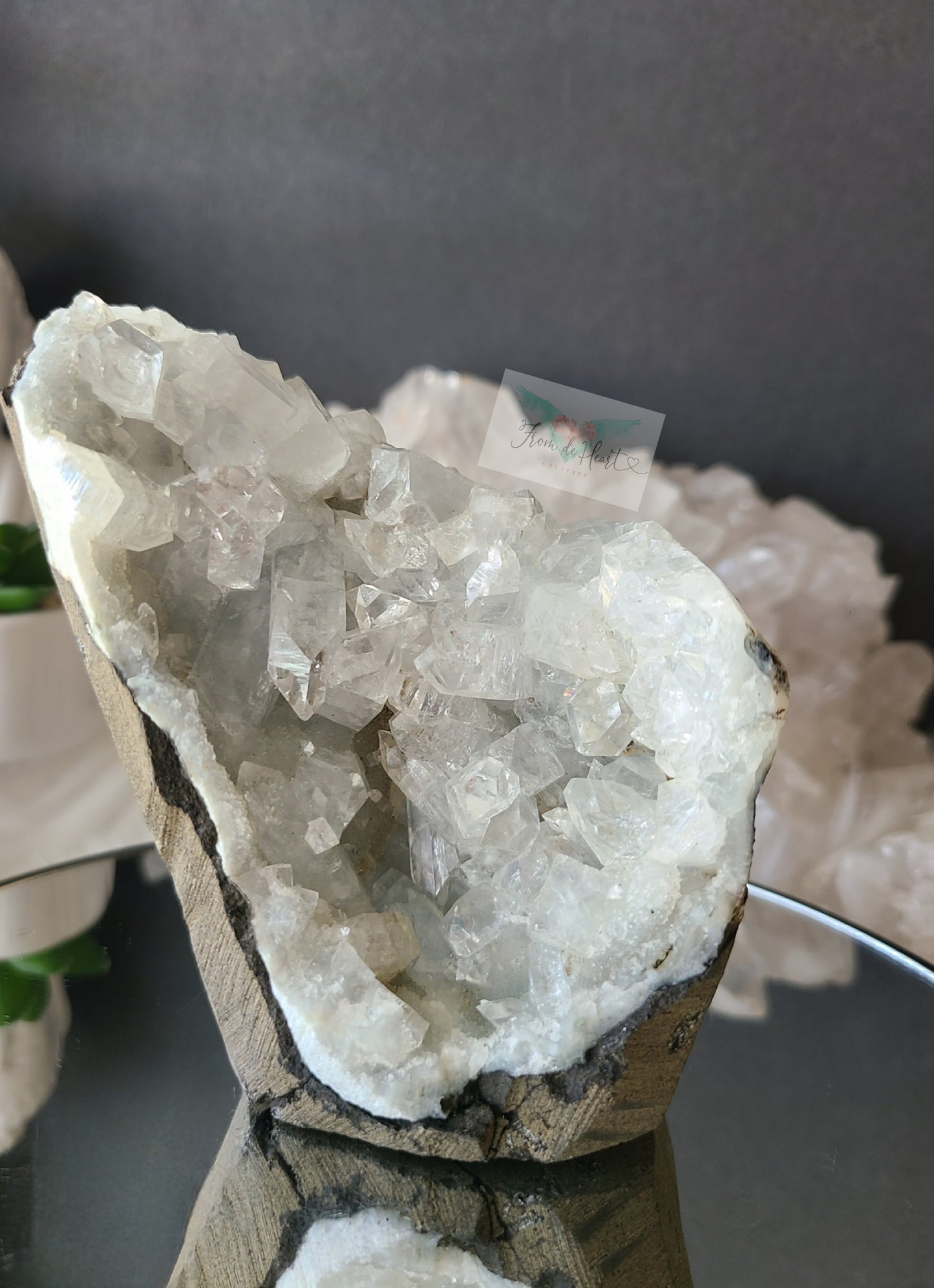 Apophyllite Cut base