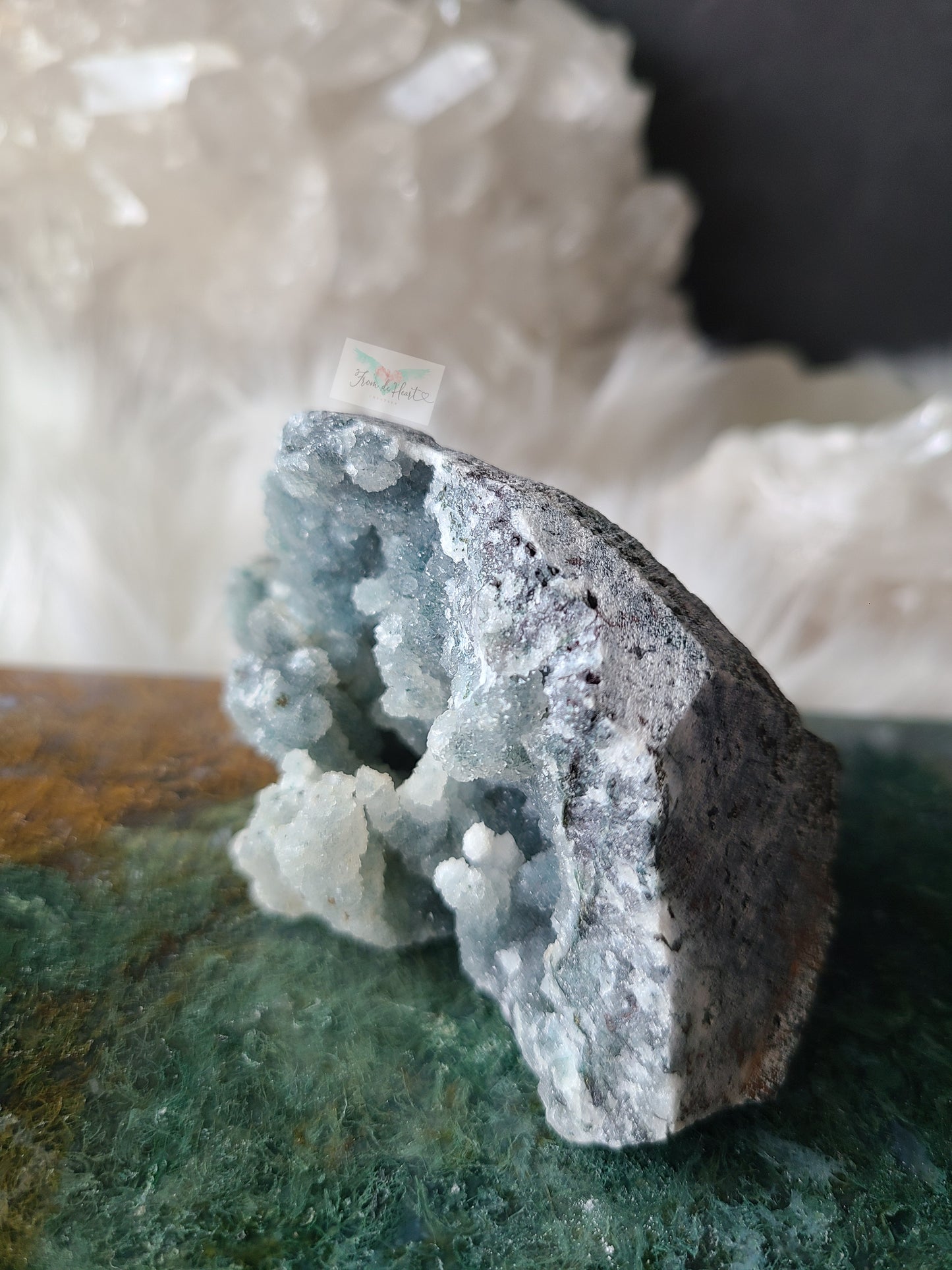 Chalcedony Cluster Zeolite (B)