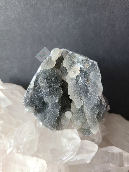 Chalcedony Cluster Zeolite (C)