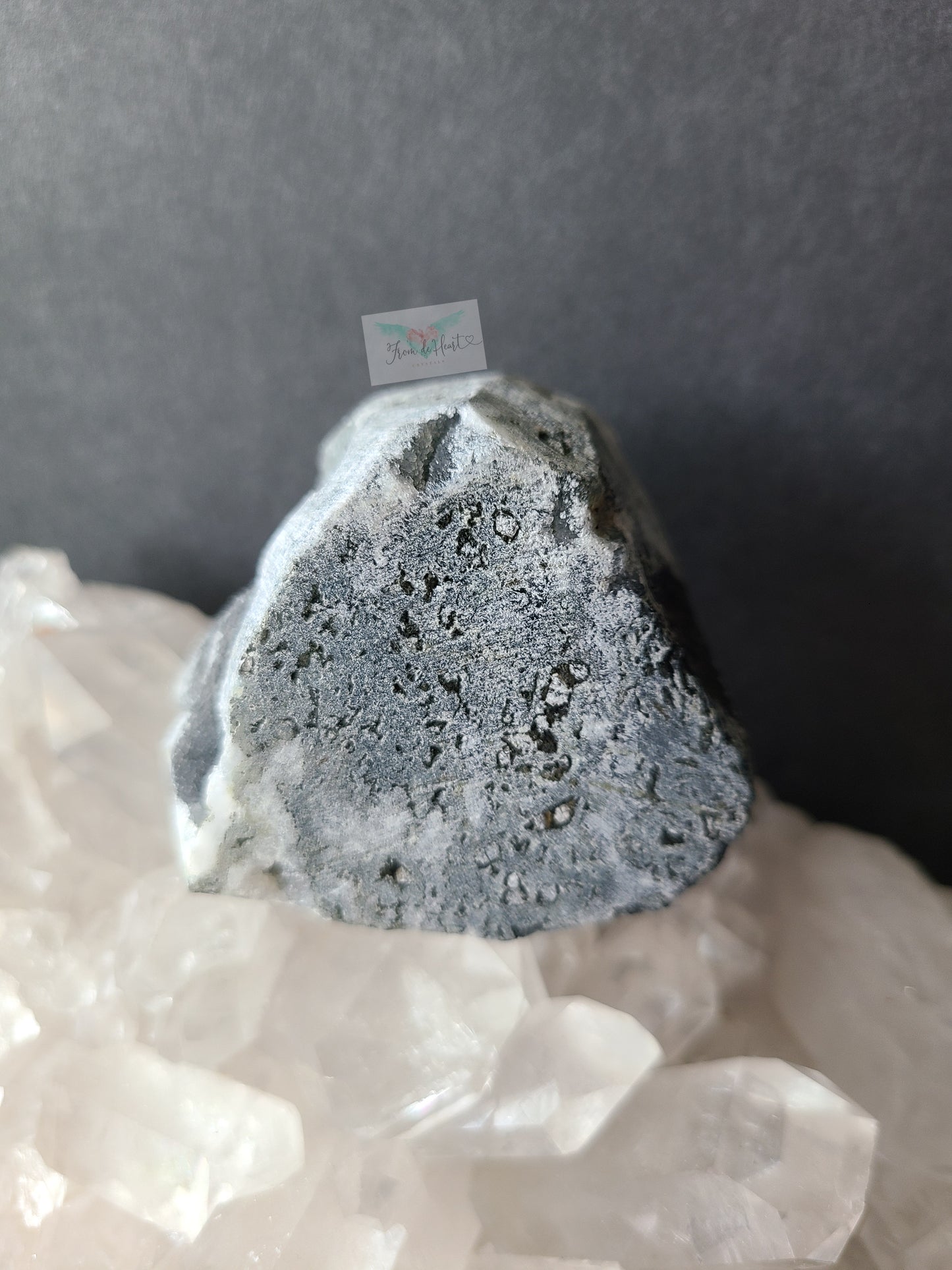 Chalcedony Cluster Zeolite (C)