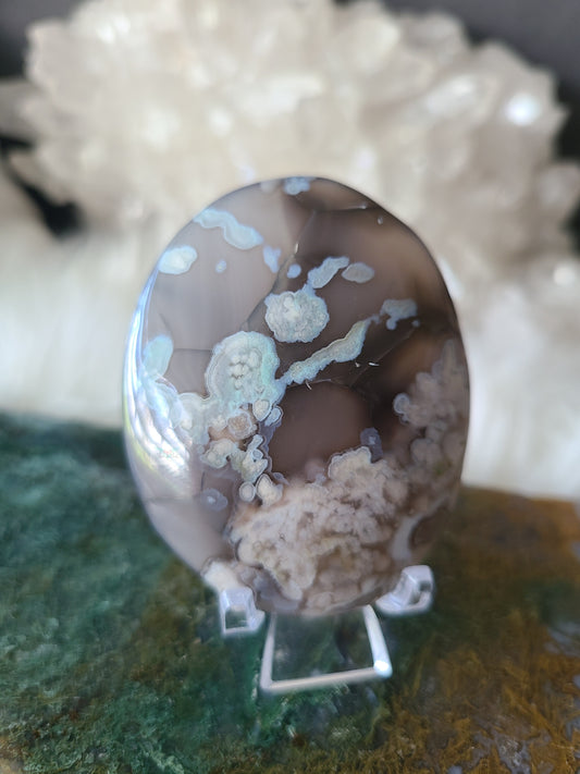 Black Flower Agate Palmstone (A)