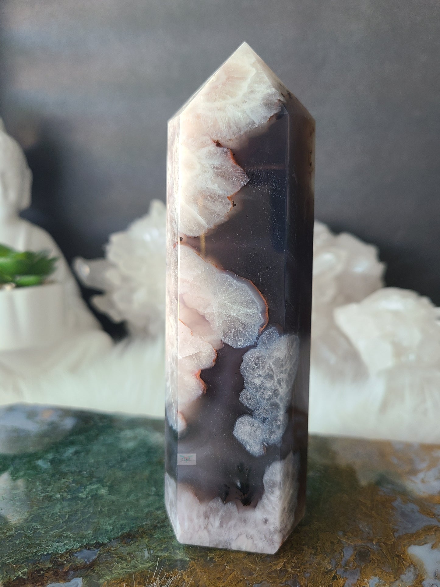High Quality Black Flower Agate Tower
