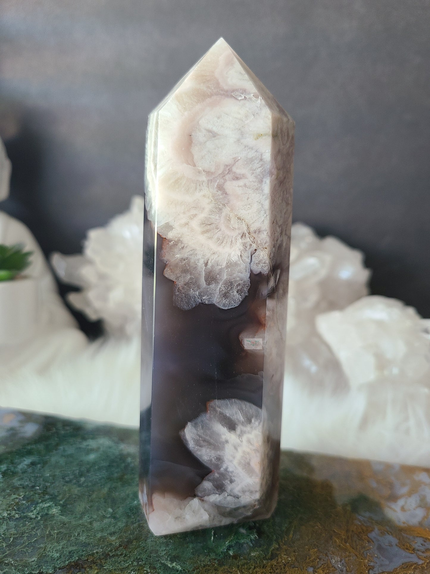 High Quality Black Flower Agate Tower
