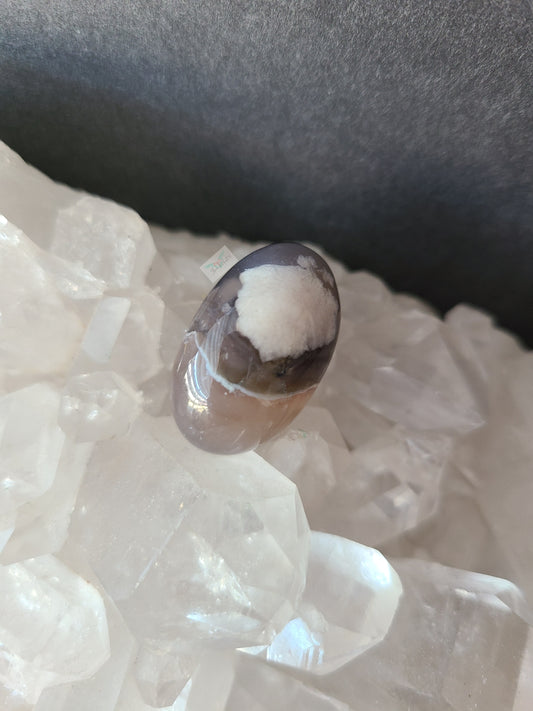 Black Flower Agate tumble (3pcs)