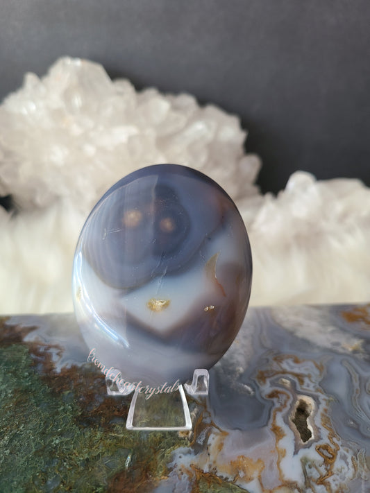 Gray Flower Agate Palmstone