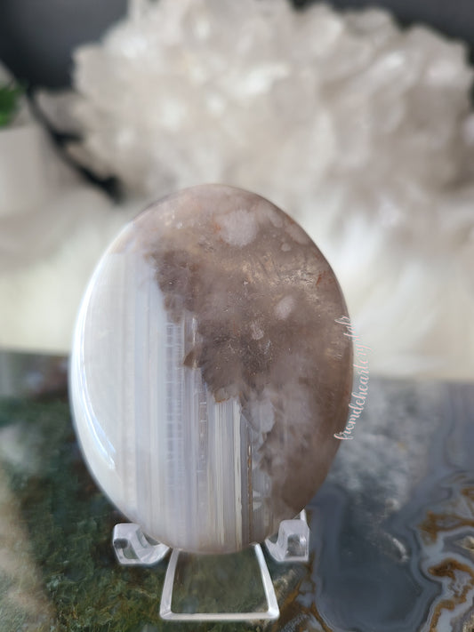 Banded Quartz Flower Agate Palmstone