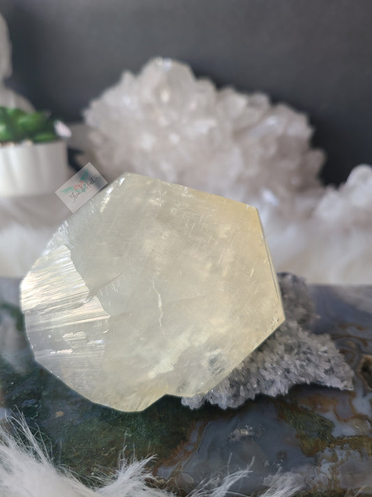 Benz Calcite on Flowery Quartz Cluster