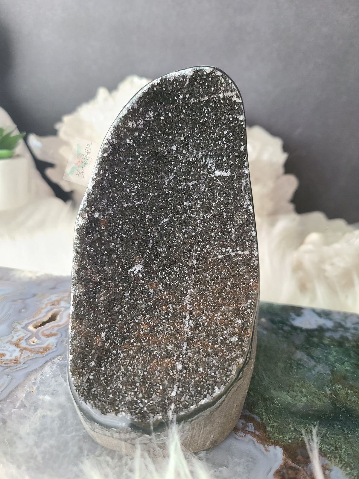 Black Amethyst Cut base