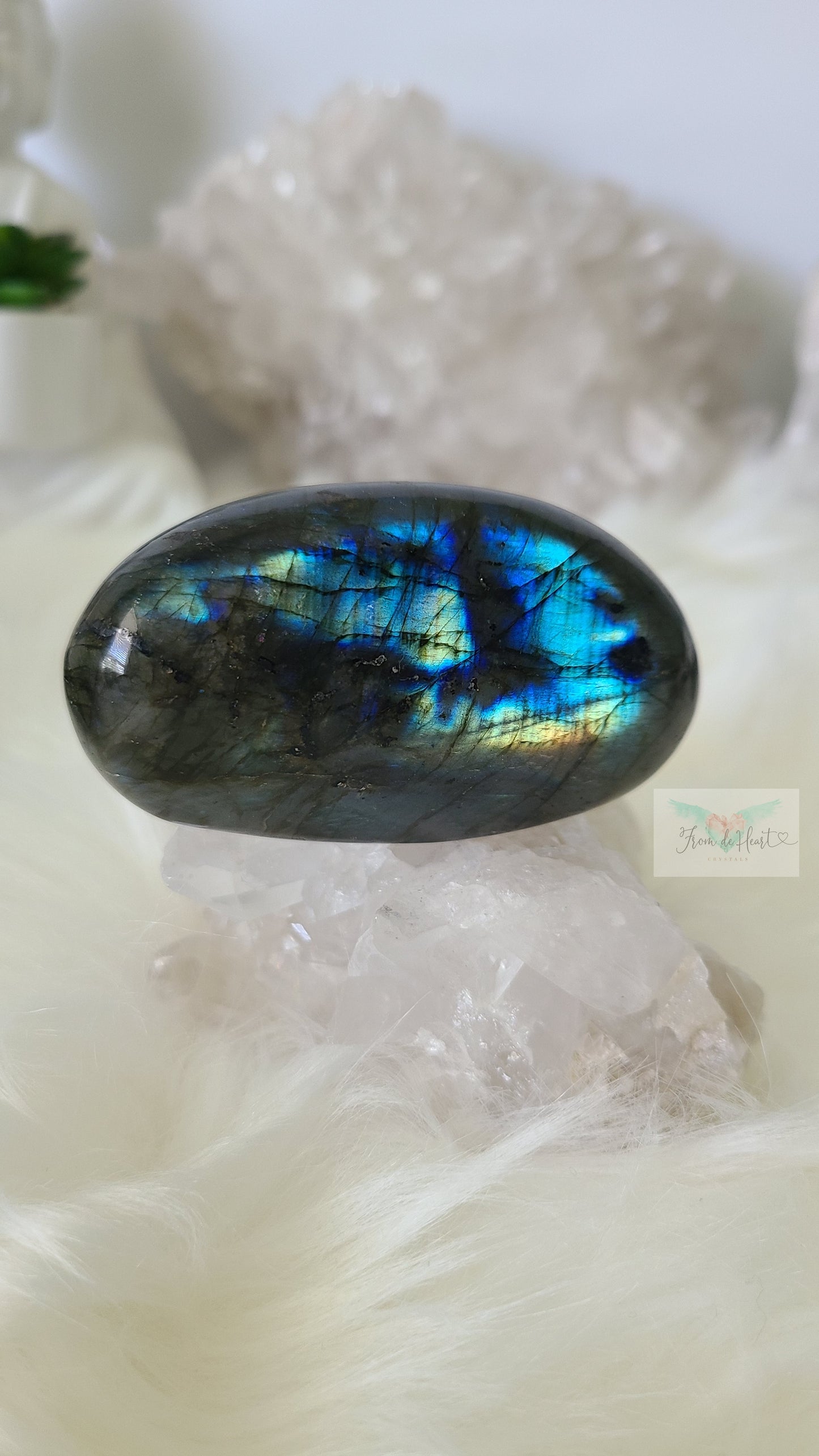 Blue Labradorite Palmstone