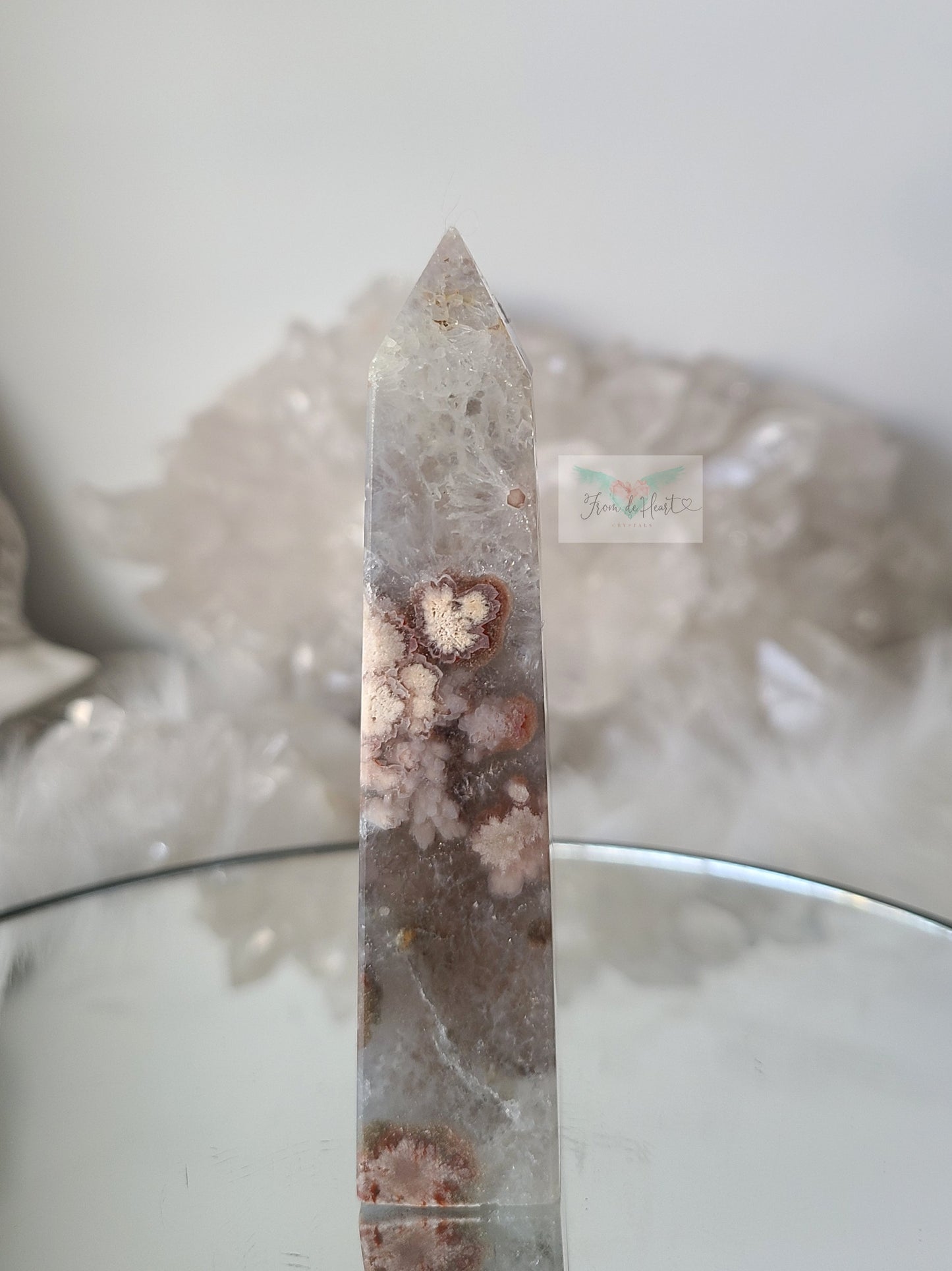 Gray Flower Agate Tower