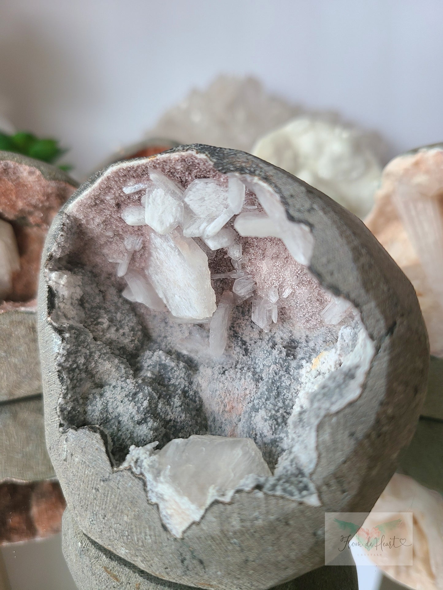 Stilbite on Ombre Chalcedony Geode (Rare Find) (I)