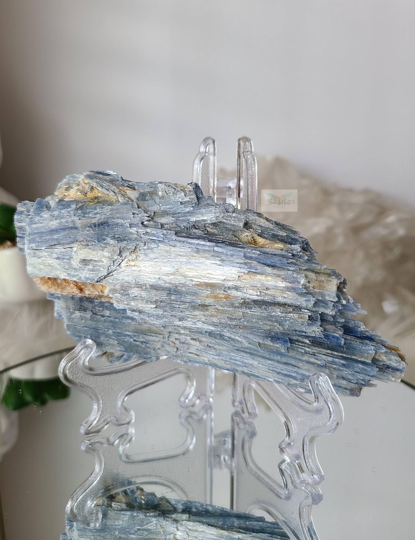 Blue Kyanite (D)